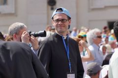 2-Canonization01_007-3