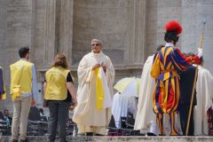3-Canonization01_032-3