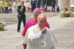 8z-Canonization01_034-3