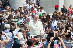 9-Canonization01_012-3